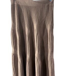 Slate women’s large Chic Tan Ribbed A-Line Skirt